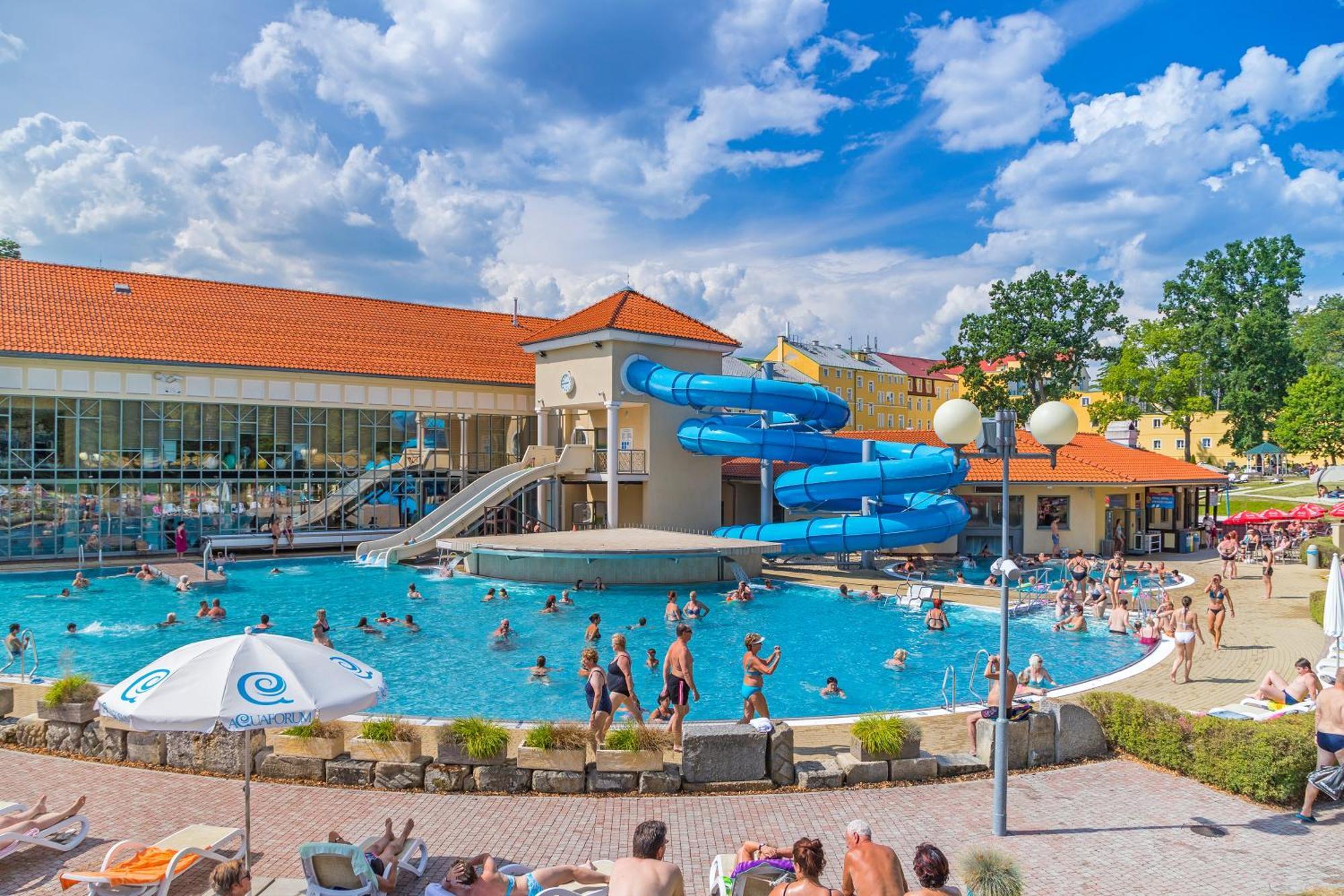 Hotel Three Lilies Inkl Aquaforum Frantiskovy Lazne Luaran gambar
