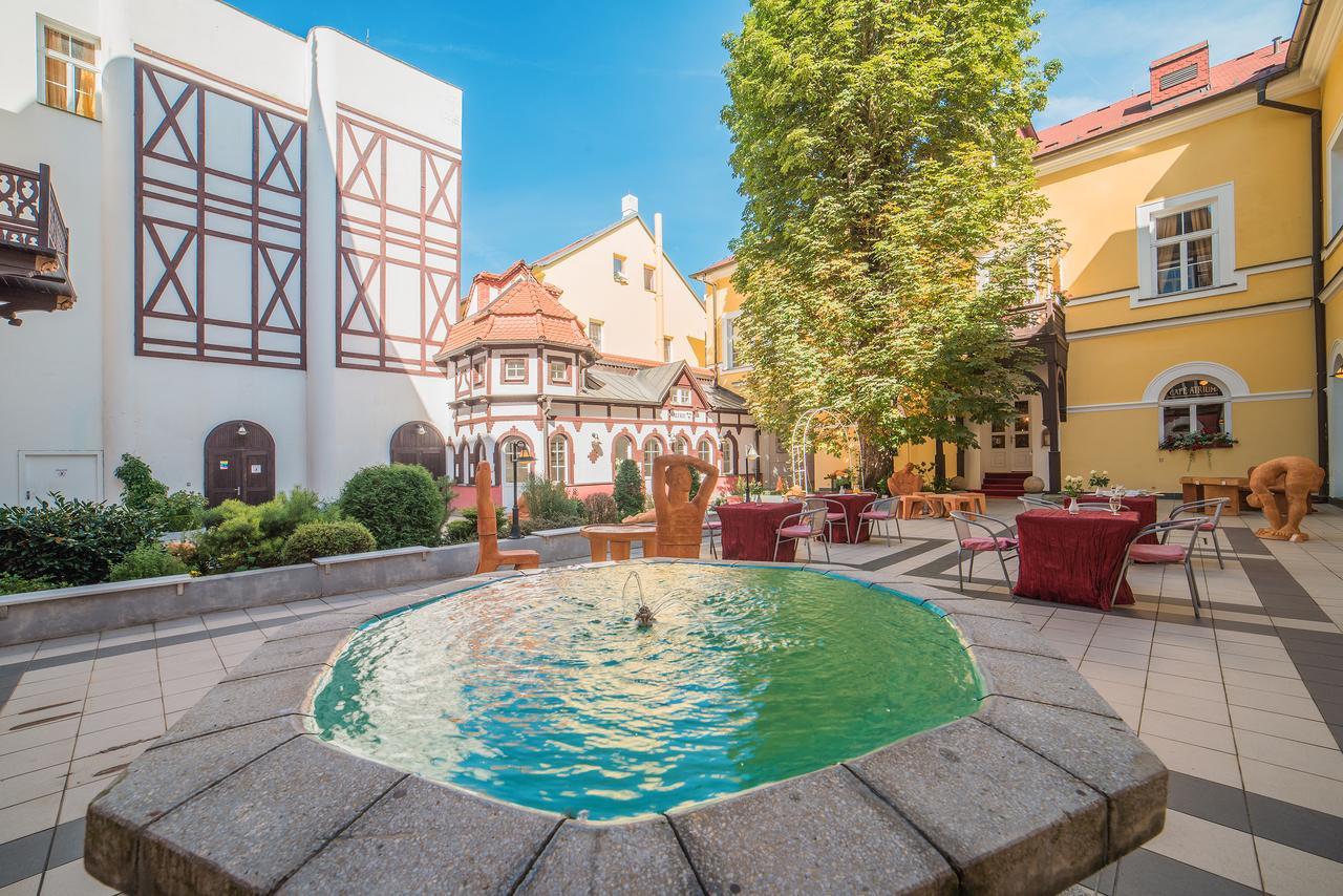 Hotel Three Lilies Inkl Aquaforum Frantiskovy Lazne Luaran gambar