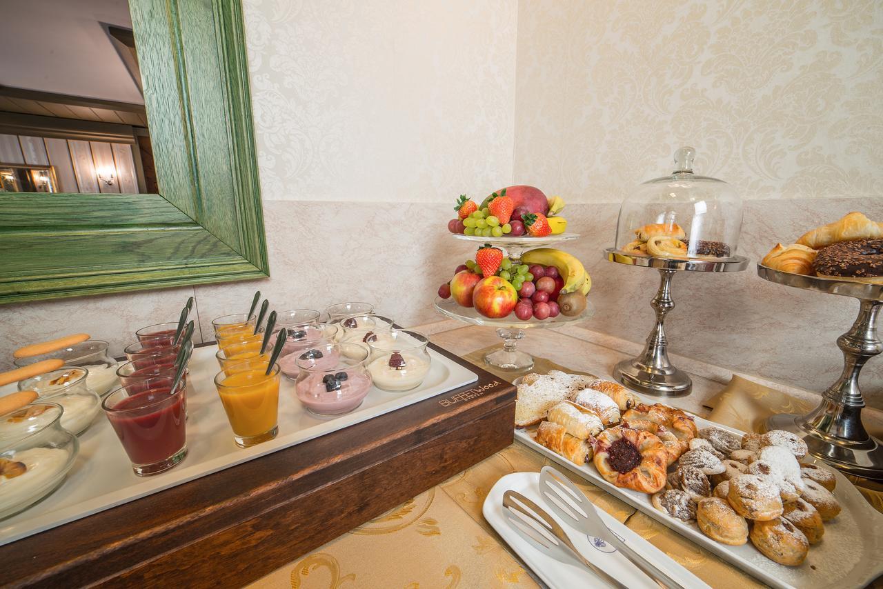 Hotel Three Lilies Inkl Aquaforum Frantiskovy Lazne Luaran gambar